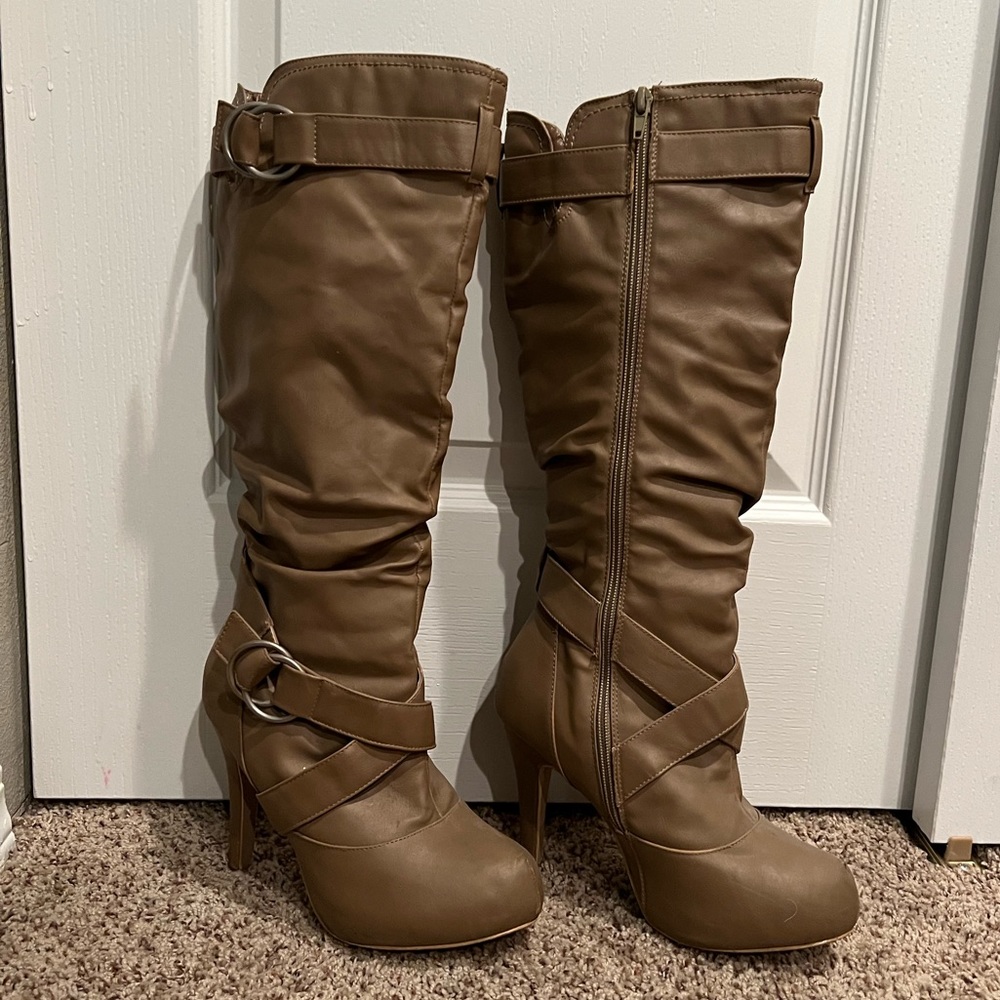 Cute boots!